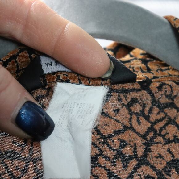 Vintage Mesmerize button up animal print blouse size 1X - Picture 7 of 7